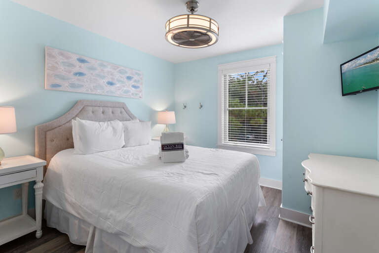 22-Graytfully-B-Bedroom-3