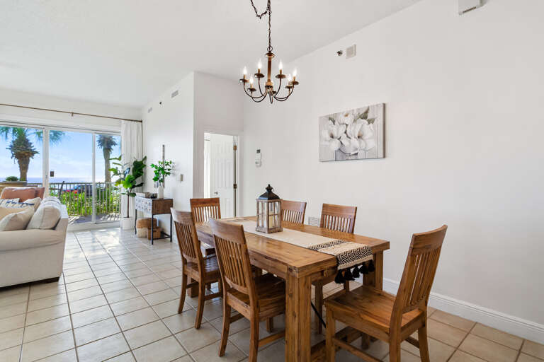 22-Empress-204-Dining 22-Empress-204-Dining