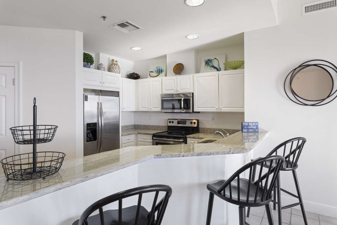Empress 204 Miramar Beach, FL 3 Bedroom Condo Sleeps 10