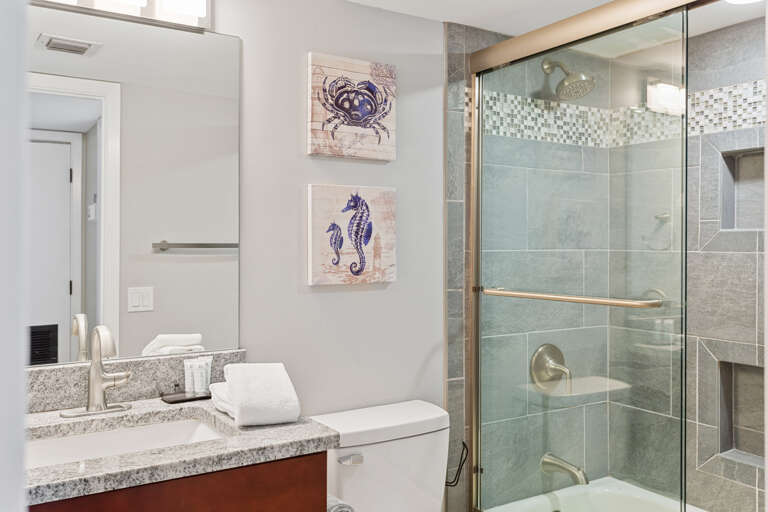 23-Mainsail-332-Bathroom-3 23-Mainsail-332-Bathroom-3