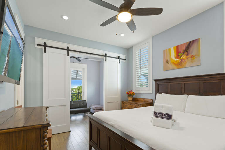 22-Aqua-Sound-Bedroom-2