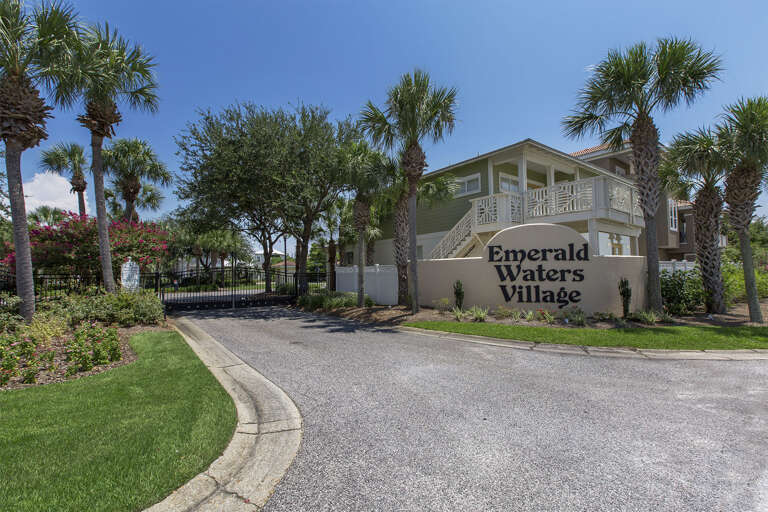 21-Emerald-Waters-Village-Entrance