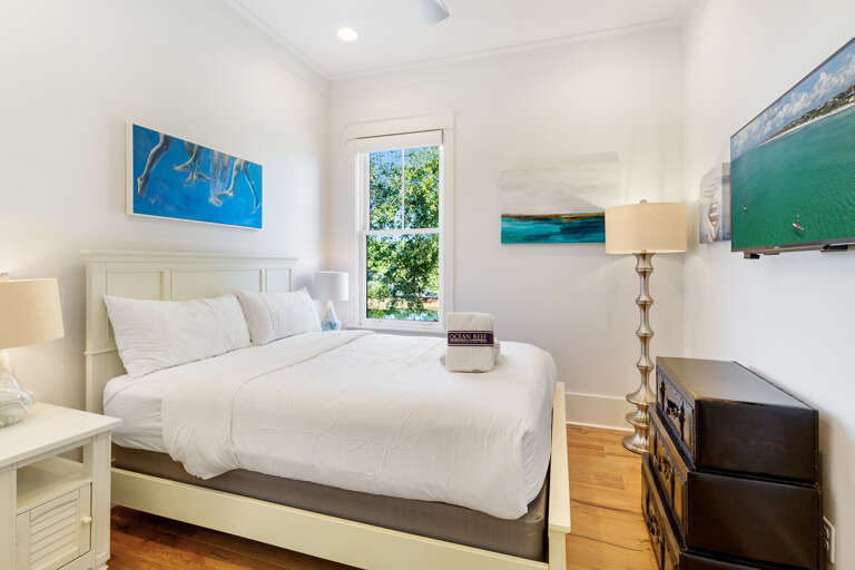 23-Endless-Summer-Bedroom-3