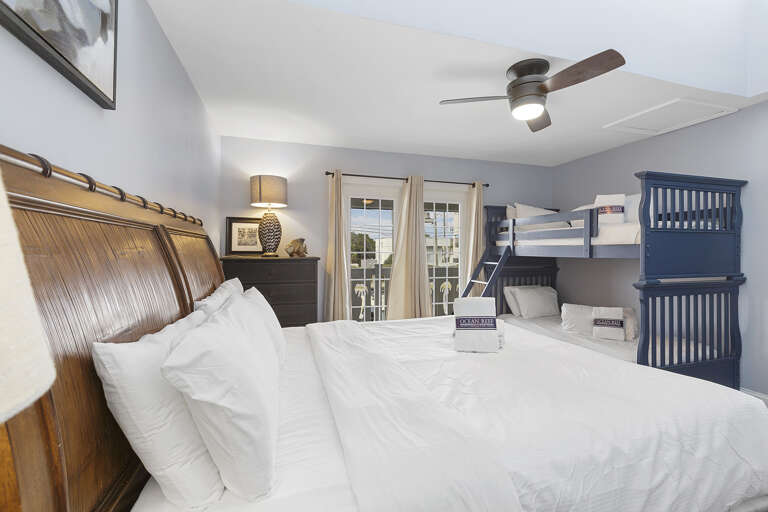 23-Landon-By-The-Sea-2-Guest-Bedoom