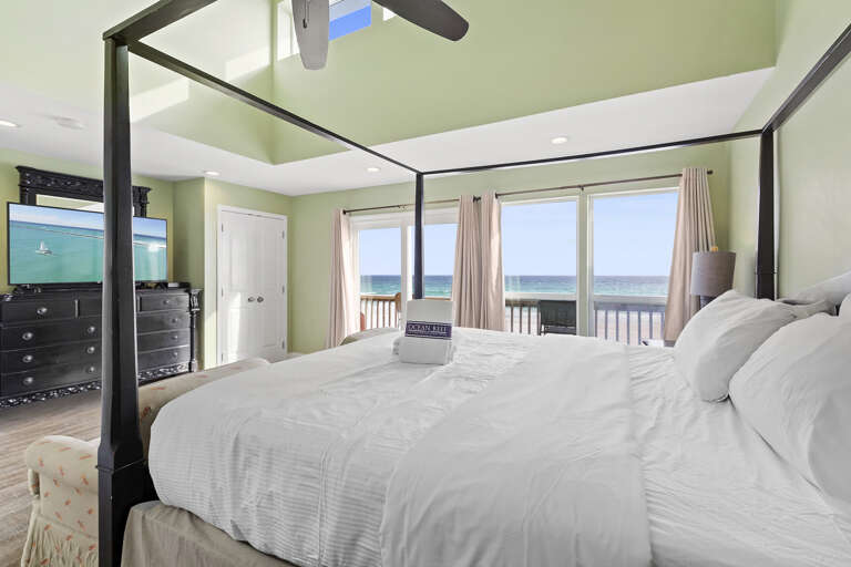 23-Landon-By-The-Sea-2-Primary-Bedroom