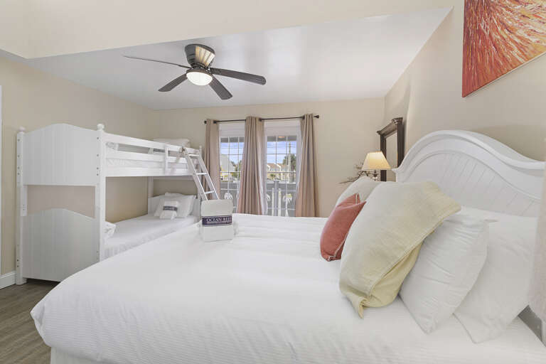 23-Landon-By-The-Sea-3-Guest-Bedroom