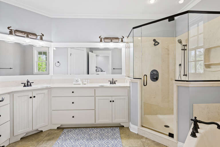 23-Grayt-Expectations-Bathroom 23-Grayt-Expectations-Bathroom