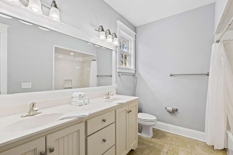 23-Grayt-Expectations-Bathroom-3 23-Grayt-Expectations-Bathroom-3