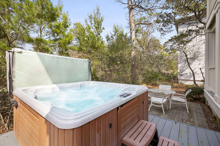 23-Grayt-Expectations-Hot-Tub-Alt