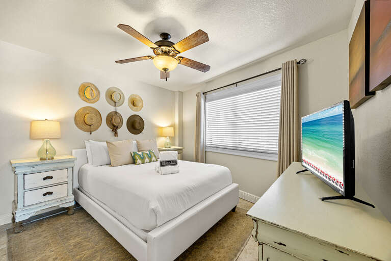 Mainsail 384 Guest Bedroom