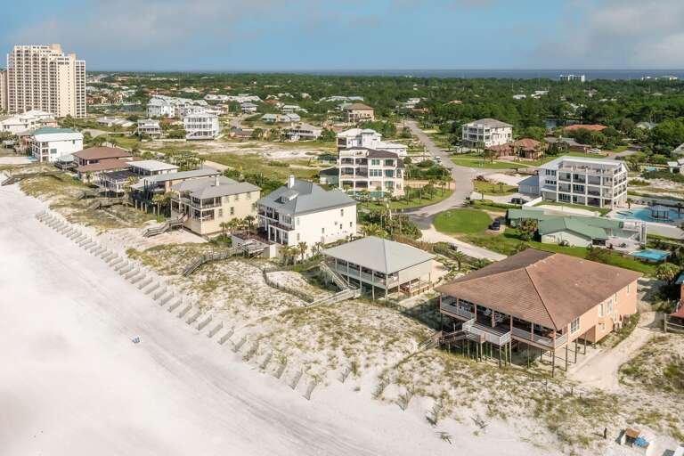 21-Gulf-Pines-Neighborhood-Drone