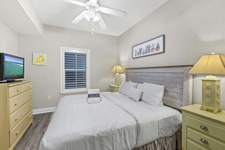 23-Ariel-Dunes-II-1610-Guest-Bedroom-2