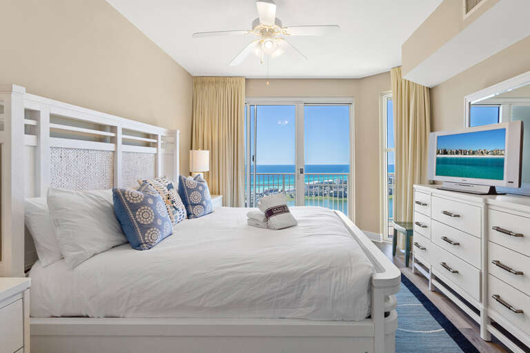 24-Ariel-Dunes-II-1610-Primary-Bedroom