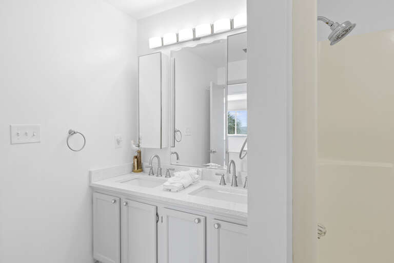 23-Inlet-Beach-Dream-Primary-Bathroom