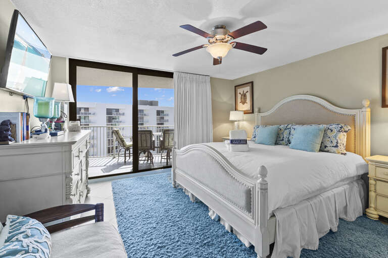 23-Mainsail-272-Primary-Bedroom