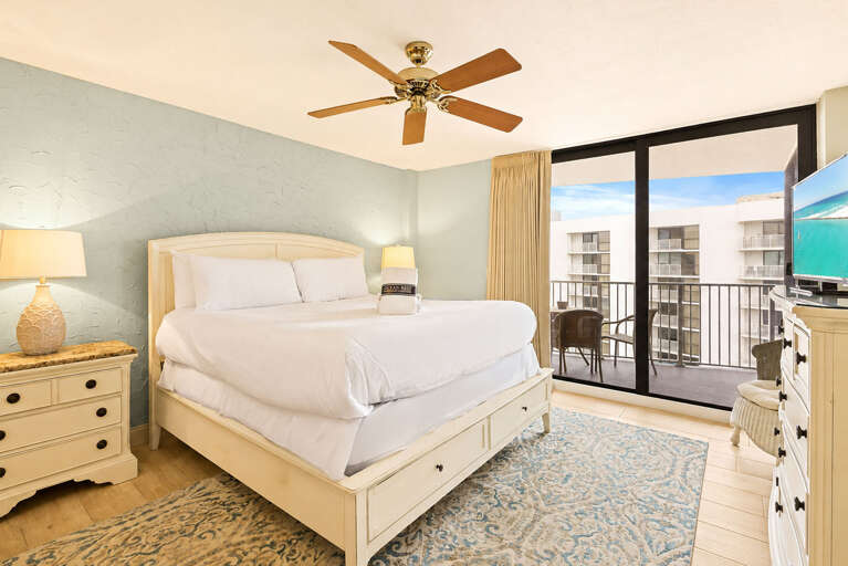 Mainsail 178 Primary Bedroom