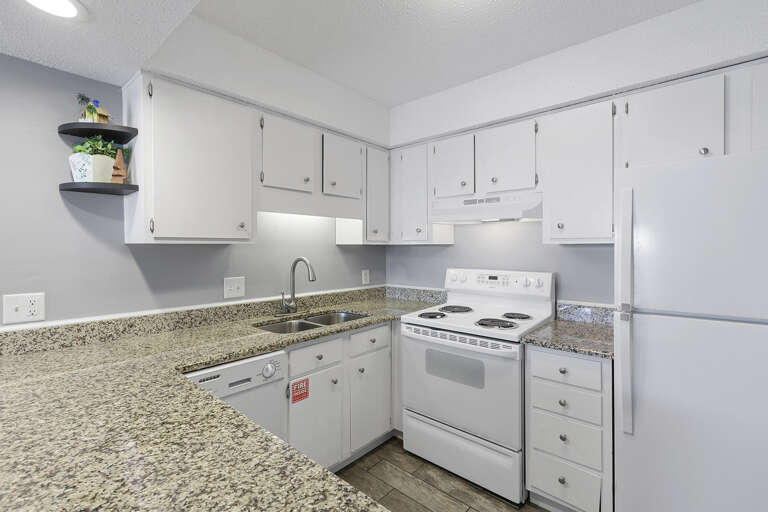 Sea Cabins 9B Kitchen Alt Sea Cabins 9B Kitchen Alt