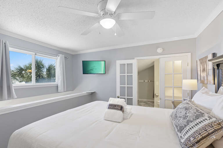 Sea Cabins 9B Master Bedroom Alt Sea Cabins 9B Master Bedroom Alt