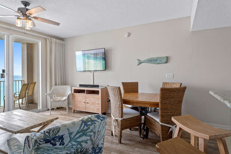 23-Majestic-Sun-608B-Dining