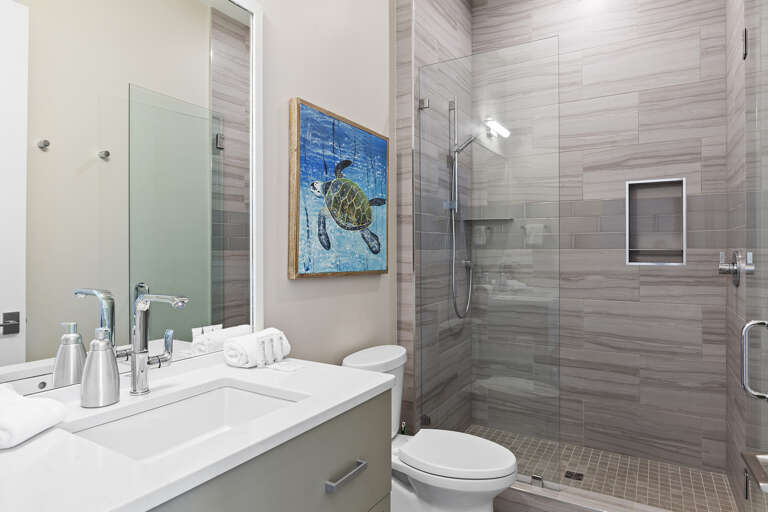 23-Modern-30A-Guest-Bathroom-4