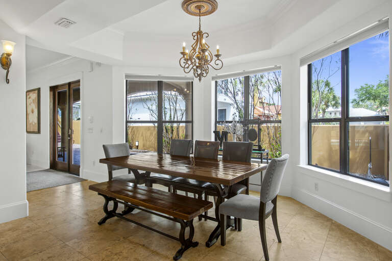 23-Bella-Vista-Dining