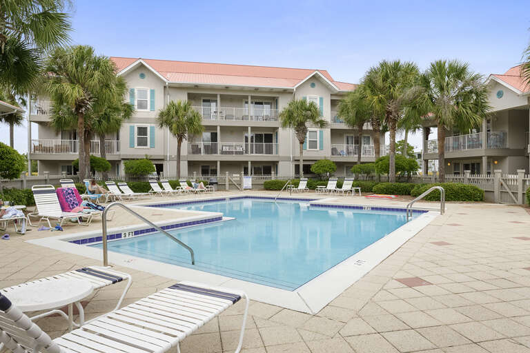 23-Rollin-Tide-Villas-Pool