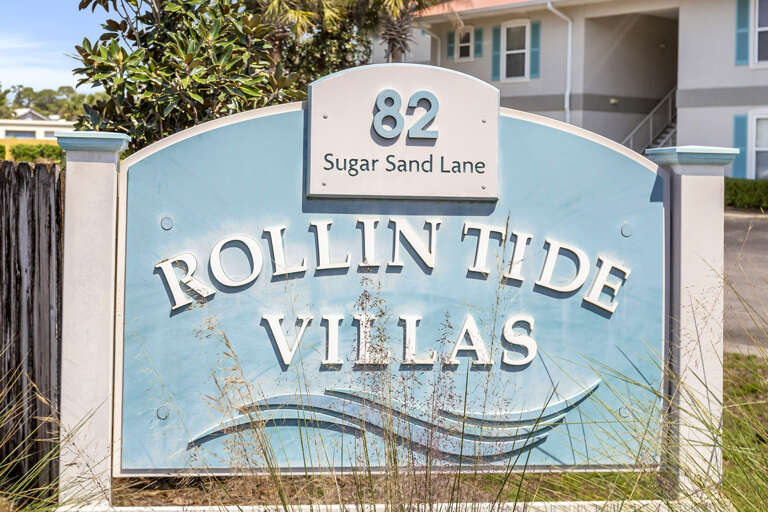 23-Rollin-Tide-Villas-Sign