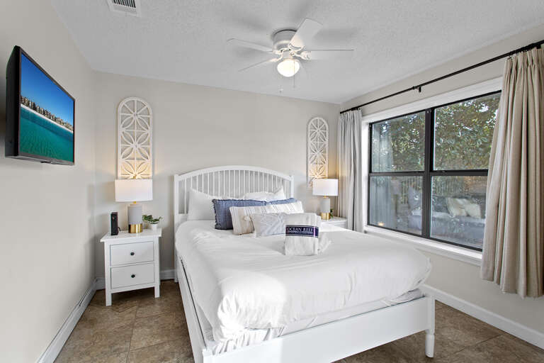 24-Beachwood-Villas-13B-Primary-Bedroom 24-Beachwood-Villas-13B-Primary-Bedroom