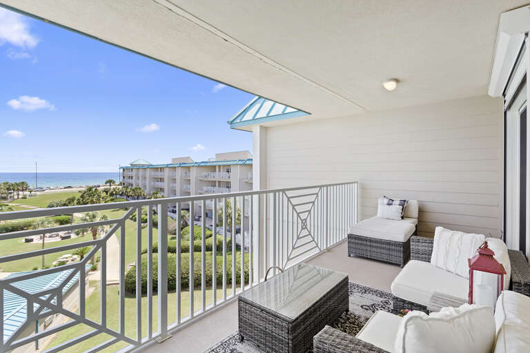 23-Amalfi-Coast-416B-Balcony-Alt