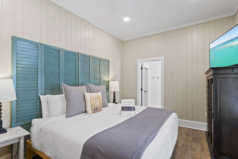 23-Goodnight-Moon-Primary-Bedroom