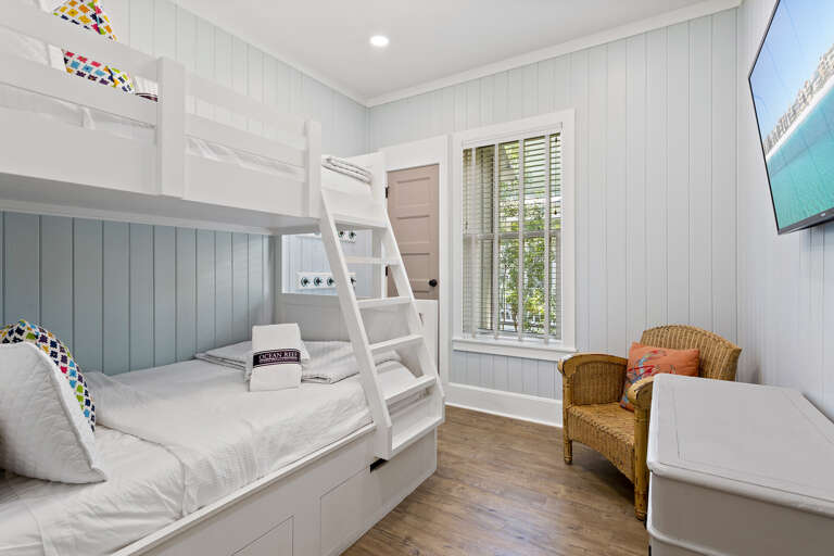 23-Goodnight-Moon-Guest-Bedroom-2