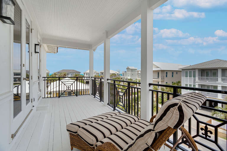 24-Paradise-Pointe-Guest-Bedroom-Balcony