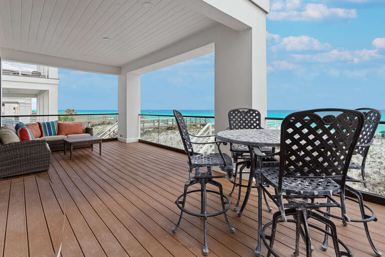 24-Paradise-Pointe-Patio