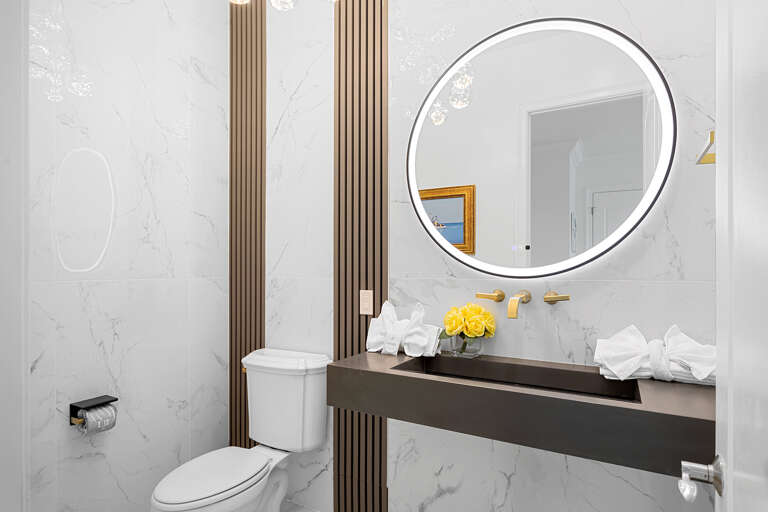 24-Paradise-Pointe-Powder-Room