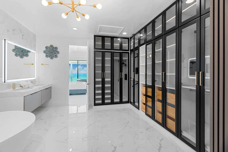 24-Paradise-Pointe-Primary-Bathroom-Alt