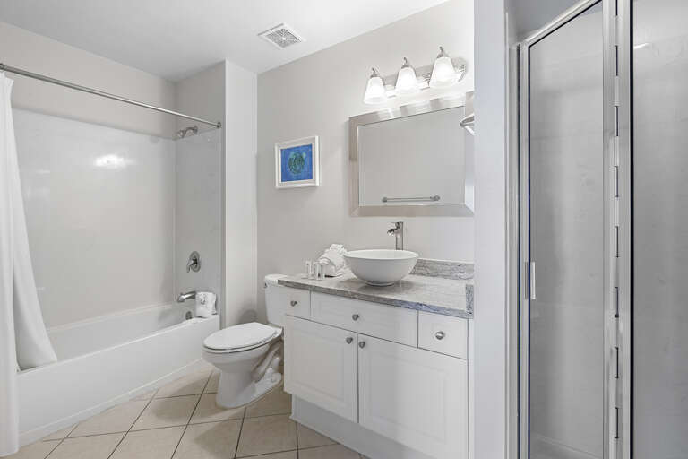 23-Amalfi-Coast-428D-Primary-Bathroom