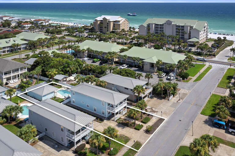 23-Toes-In-The-Sand-Crystal-Beach