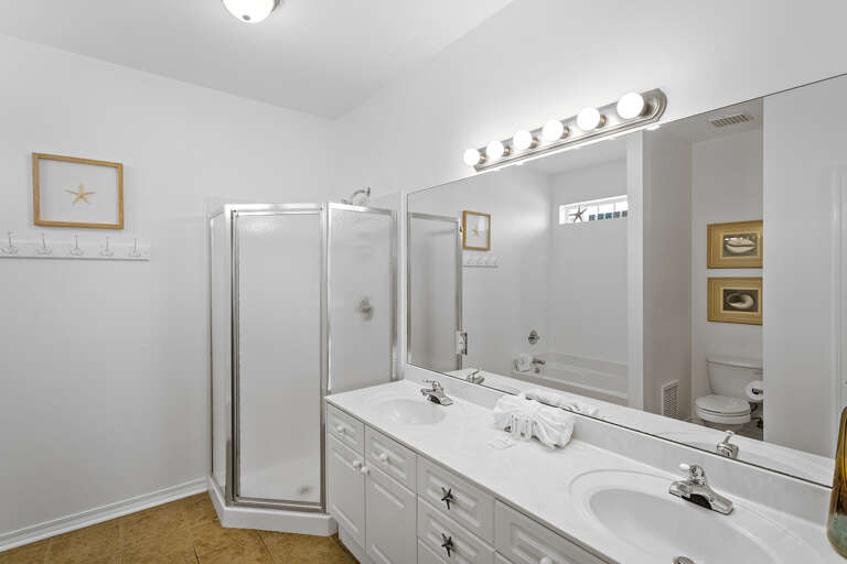 23-Toes-In-The-Sand-Primary-Bathroom