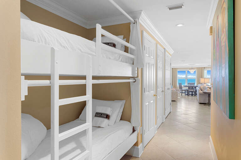 24-Crystal-Dunes-407-Bunk-Nook