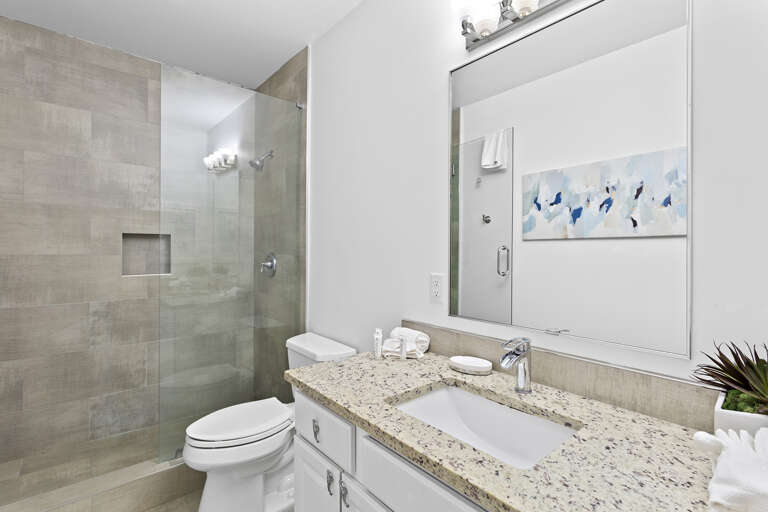 24-Ariel-Dunes-I-Penthouse-2402-Bathroom