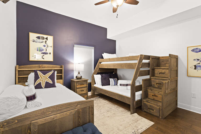 24-Ariel-Dunes-I-Penthouse-2402-Bunk-Room