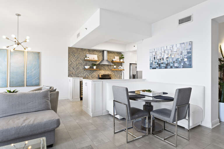 24-Ariel-Dunes-I-Penthouse-2402-Dining
