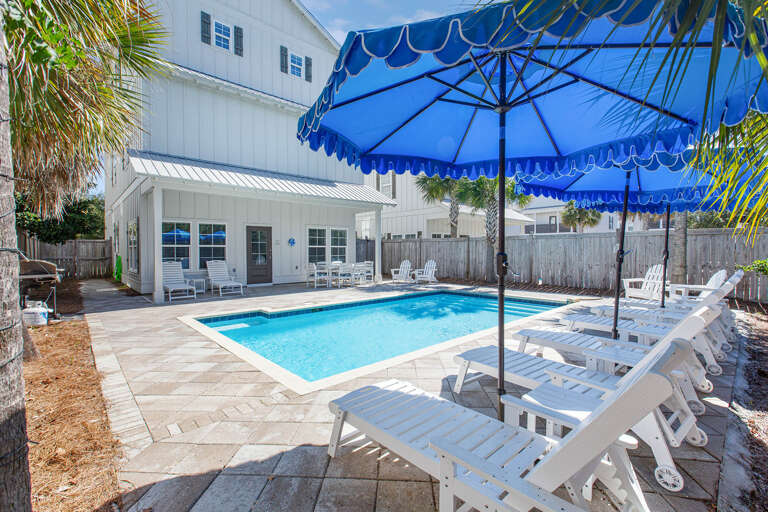 Serenity By The Sea Pool Alt