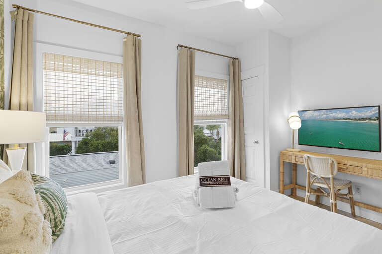 23-Without-A-Doubt-Guest-Bedroom-2-Alt