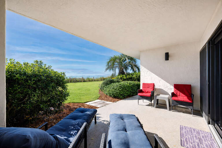 Huntington By The Sea 106 Patio