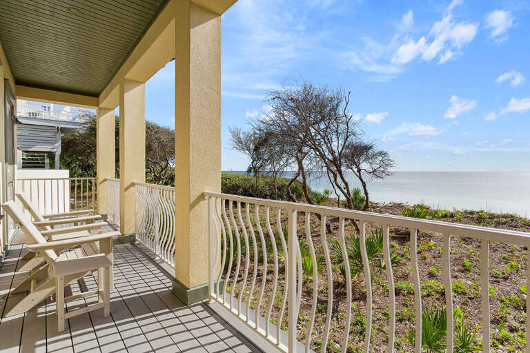 23-Seabourn-Exterior-Beach-Porch-B