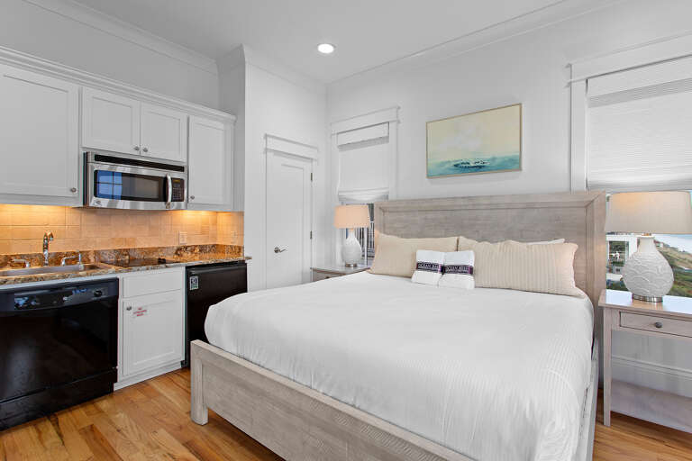 23-Seabourn-Primary-Bedroom-Alt