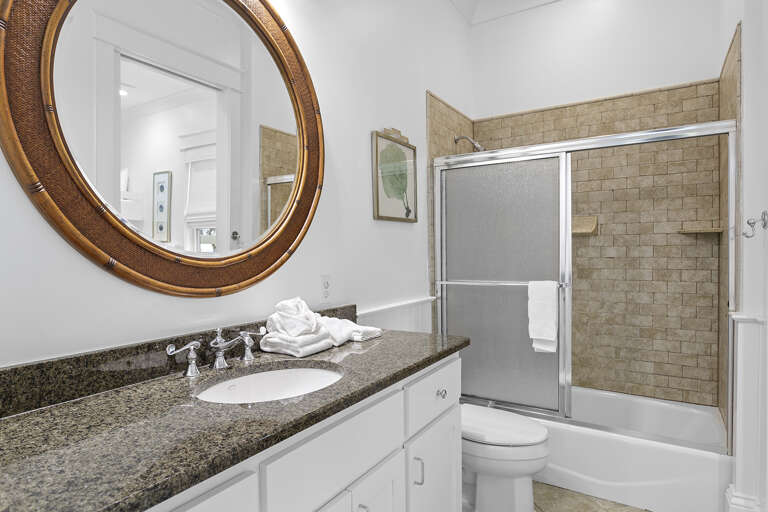 Seabourn Guest Bathroom 3