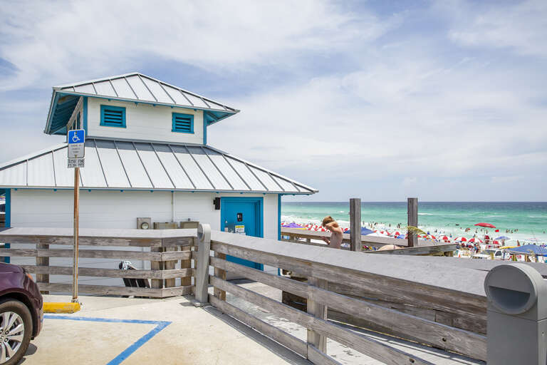 Pompano-Joes-Bathrooms