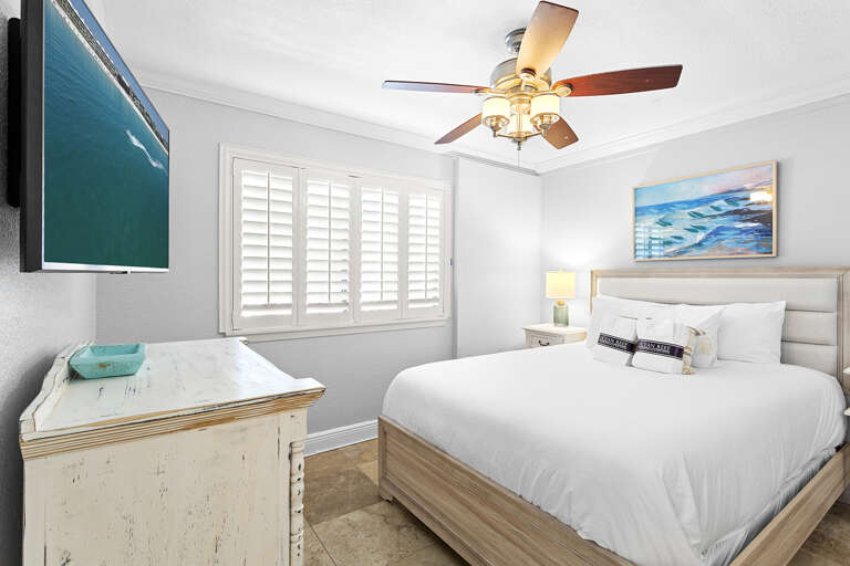 24-Mainsail-271-Guest-Bedroom-2